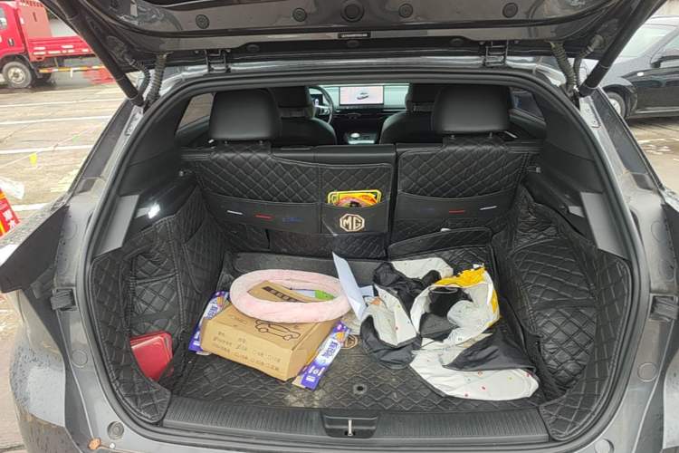 Used MG 4 EV 2023 415 km Range Sea-Faring Champion Edition Trunk