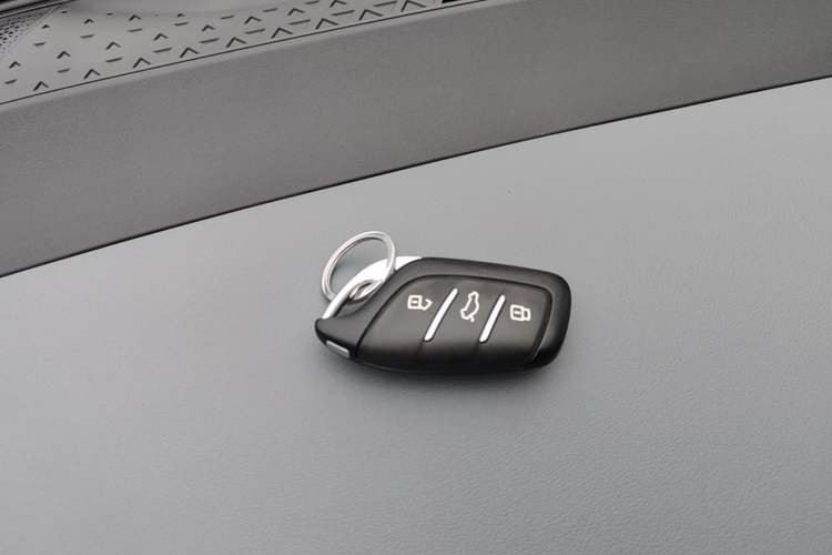 Used MG 4 EV 2023 415 km Range Sea-Faring Champion Edition Vehicle Key