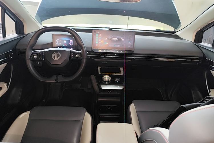 Used MG 4 EV 2023 415 km Range Sea-Faring Champion Edition Center Console