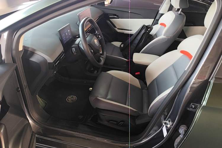 Used MG 4 EV 2023 415 km Range Sea-Faring Champion Edition Driver Seat