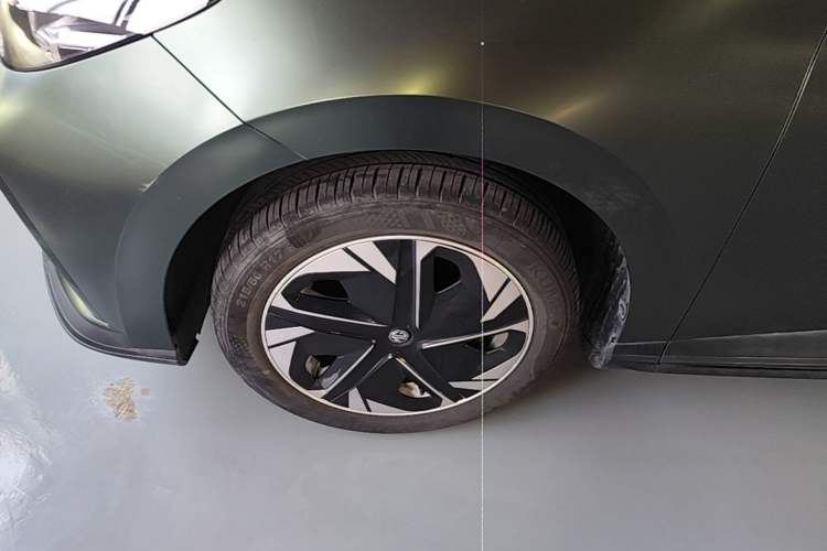 Used MG 4 EV 2023 415 km Range Sea-Faring Champion Edition Exterior 4