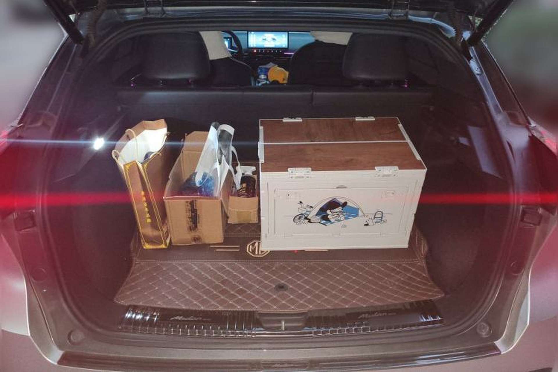 Used MG 4 EV 2023 415 km Range Sea-Faring Champion Edition Trunk