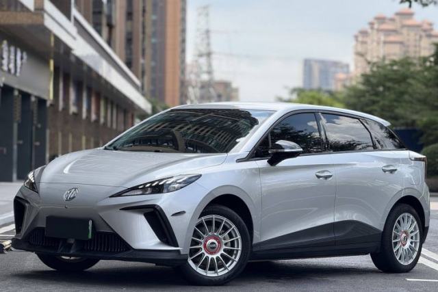 Used MG 4 EV 2023 415 km Range Sea-Faring Champion Edition
