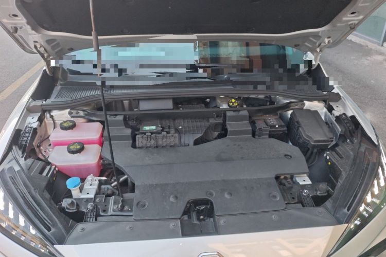Used MG 4 EV 2023 415 km Range Sea-Faring Champion Edition Engine Bay