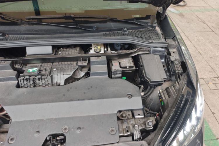 Used MG 4 EV 2023 415 km Range Sea-Faring Champion Edition Engine Bay Left