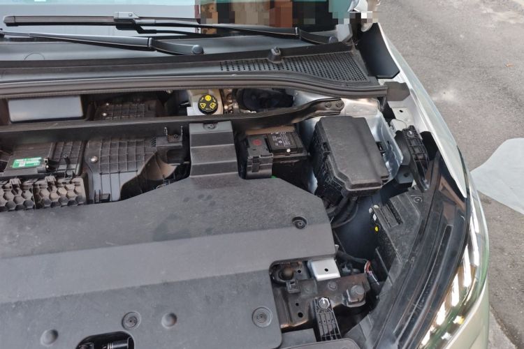 Used MG 4 EV 2023 415 km Range Sea-Faring Champion Edition Engine Bay Left