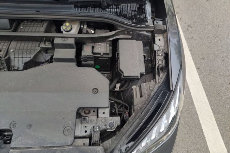 Used MG 4 EV 2023 415 km Range Sea-Faring Champion Edition Engine Bay Left