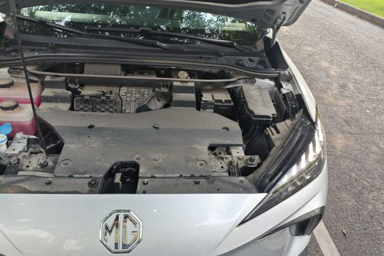 Used MG 4 EV 2023 415 km Range Sea-Faring Champion Edition Engine Bay Left