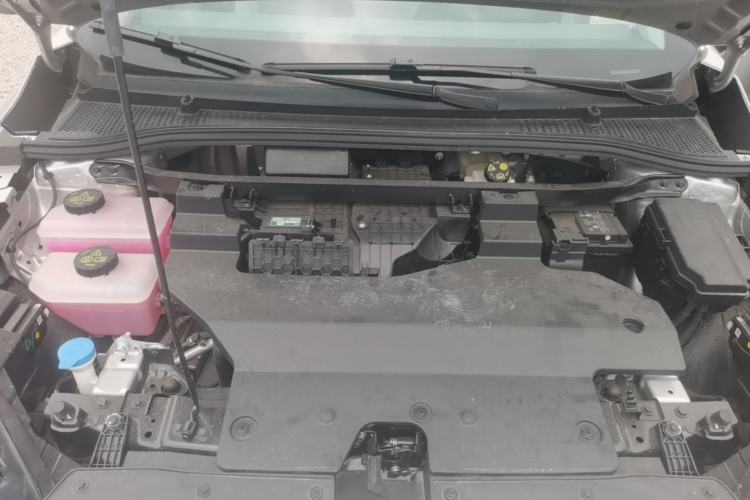 Used MG 4 EV 2023 415 km Range Sea-Champion Executive Edition Engine Bay