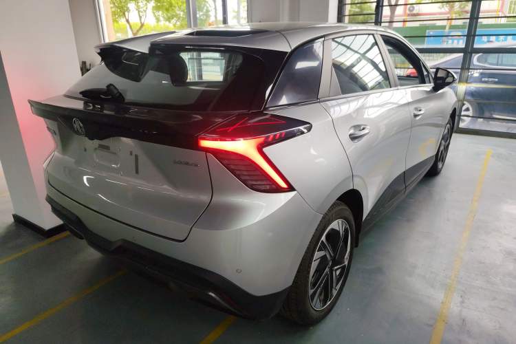 Used MG 4 EV 2023 415 km Range Sea-Faring Champion Edition Exterior 5