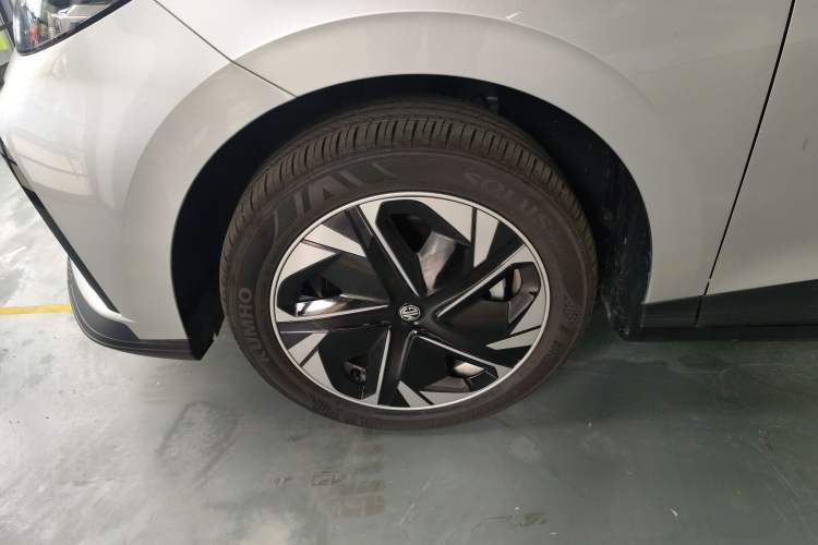 Used MG 4 EV 2023 415 km Range Sea-Faring Champion Edition Exterior 7