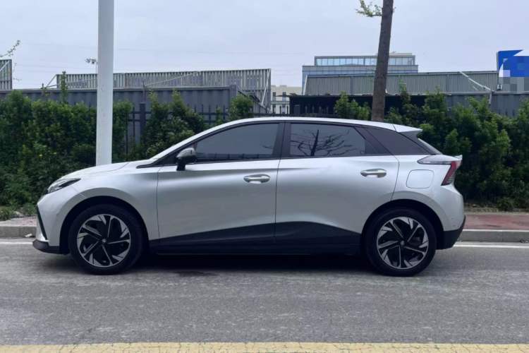 Used MG 4 EV 2023 415 km Range Sea-Faring Champion Edition Exterior 7