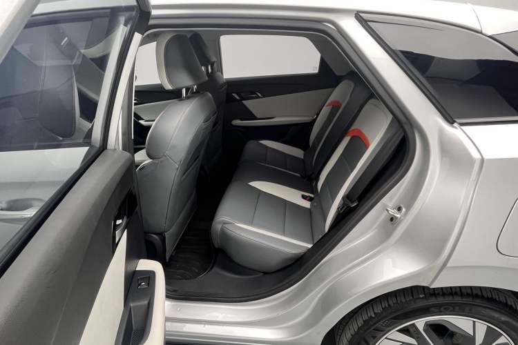 Used MG 4 EV 2023 415 km Range Sea-Faring Champion Edition Exterior 7