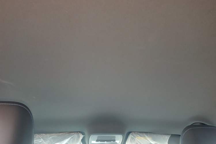 Used MG 4 EV 2023 415 km Range Sea-Faring Champion Edition Headliner