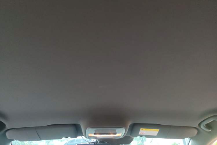 Used MG 4 EV 2023 415 km Range Sea-Faring Champion Edition Headliner