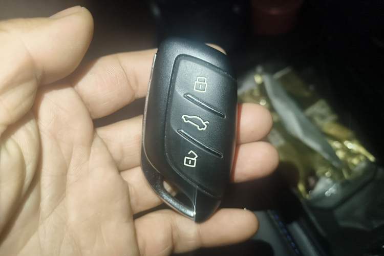 Used MG 4 EV 2023 415 km Range Sea-Faring Champion Edition Interior 1