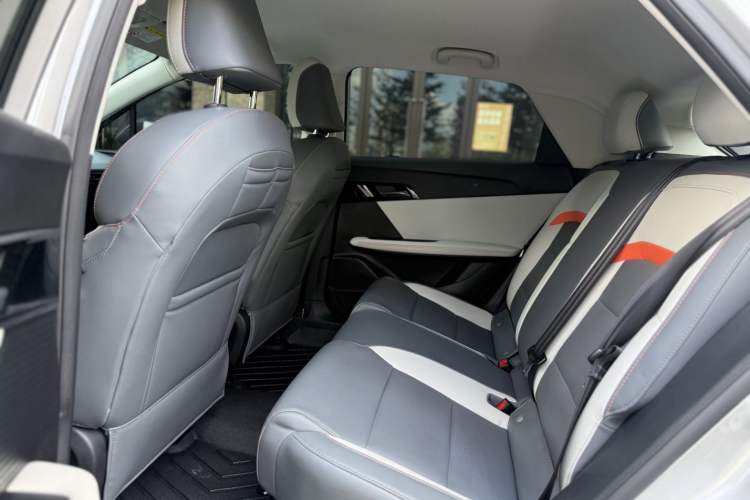 Used MG 4 EV 2023 415 km Range Sea-Faring Champion Edition Interior 1