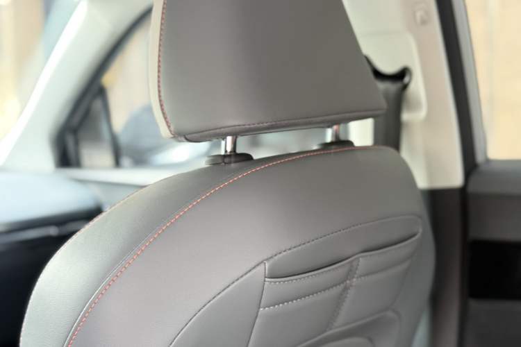 Used MG 4 EV 2023 415 km Range Sea-Faring Champion Edition Interior 3