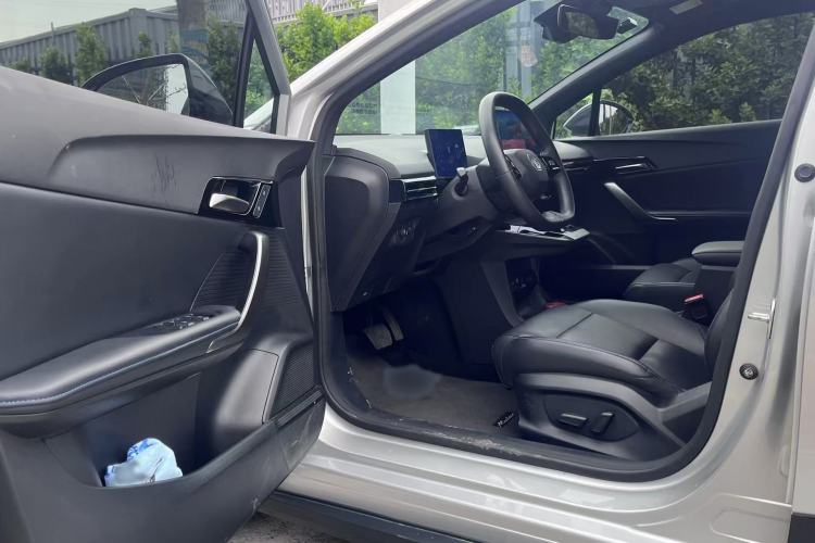 Used MG 4 EV 2023 415 km Range Sea-Faring Champion Edition Left Front Seat