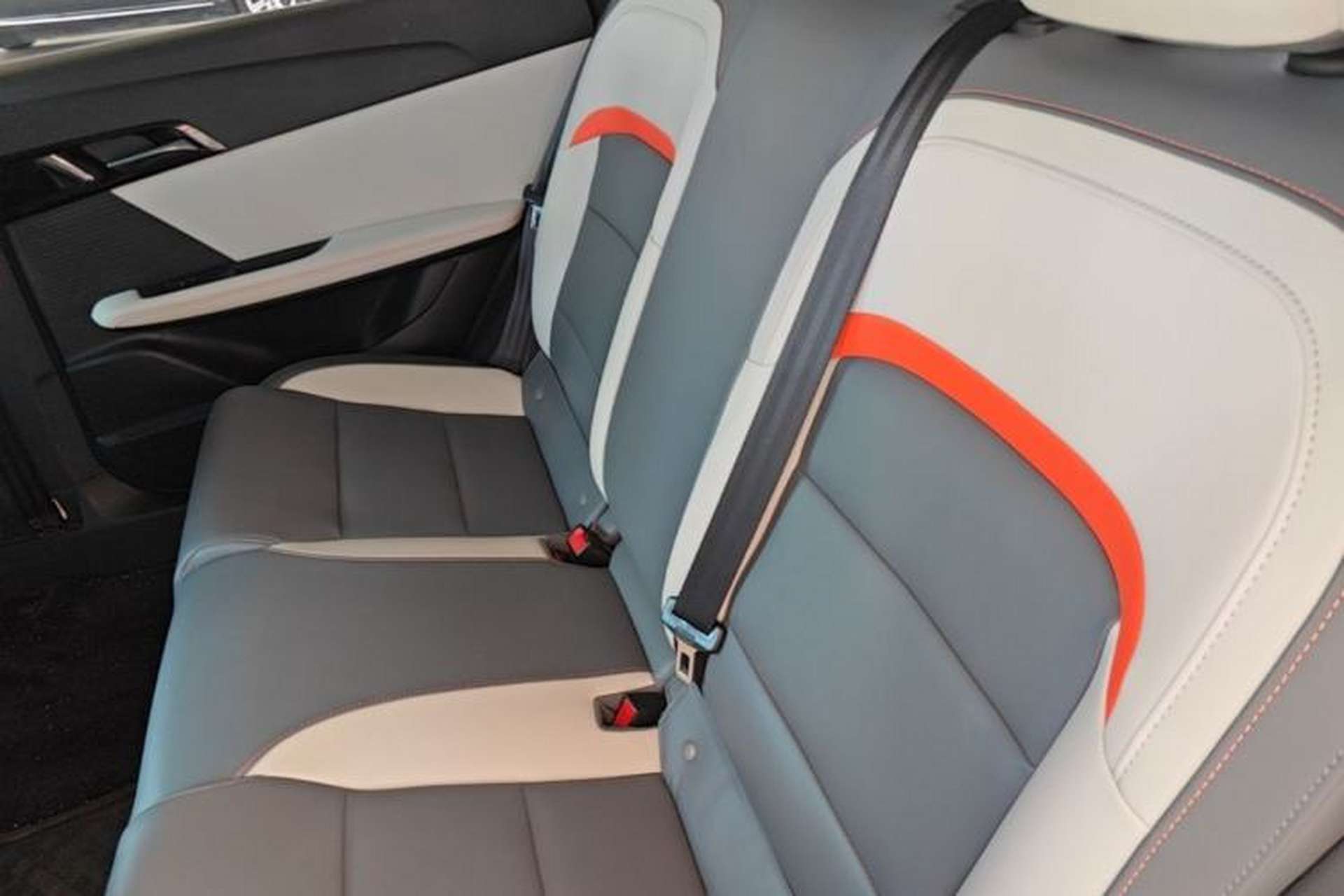Used MG 4 EV 2023 415 km Range Sea-Faring Champion Edition Left Rear Seat