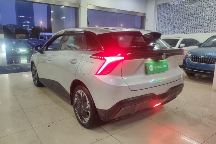Used MG 4 EV 2023 415 km Range Sea-Faring Champion Edition Rear Left 45 Deg