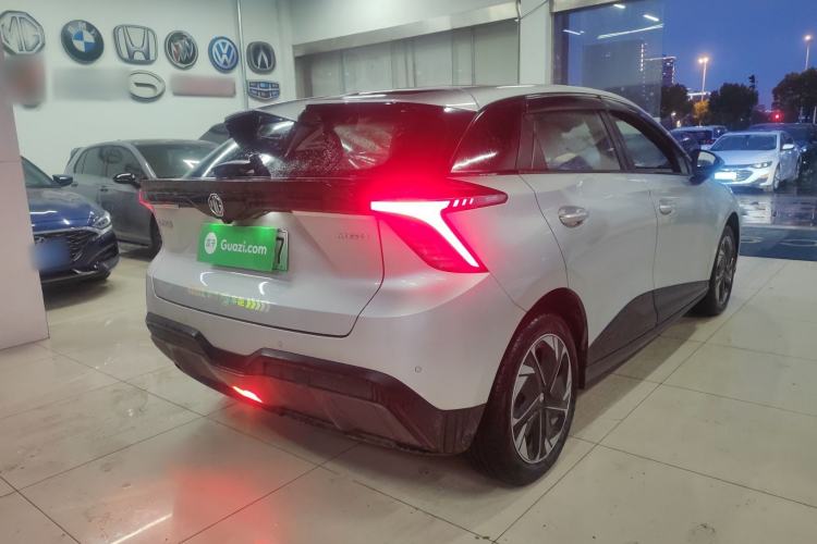 Used MG 4 EV 2023 415 km Range Sea-Faring Champion Edition Rear Right 45 Deg