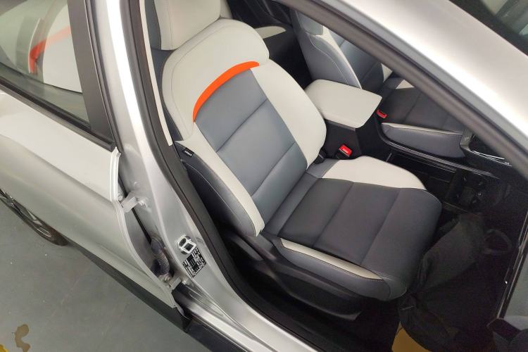Used MG 4 EV 2023 415 km Range Sea-Faring Champion Edition Right Front Seat