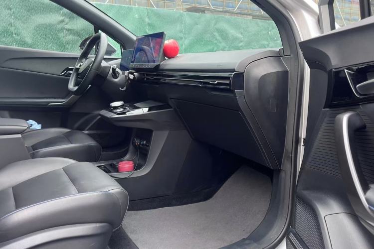 Used MG 4 EV 2023 415 km Range Sea-Faring Champion Edition Right Front Seat