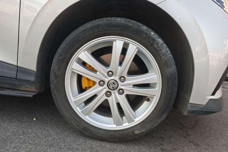 Used MG 4 EV 2023 415 km Range Sea-Faring Champion Edition Right Front Wheel Hub