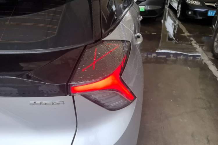 Used MG 4 EV 2023 415 km Range Sea-Faring Champion Edition Right Rear Taillight