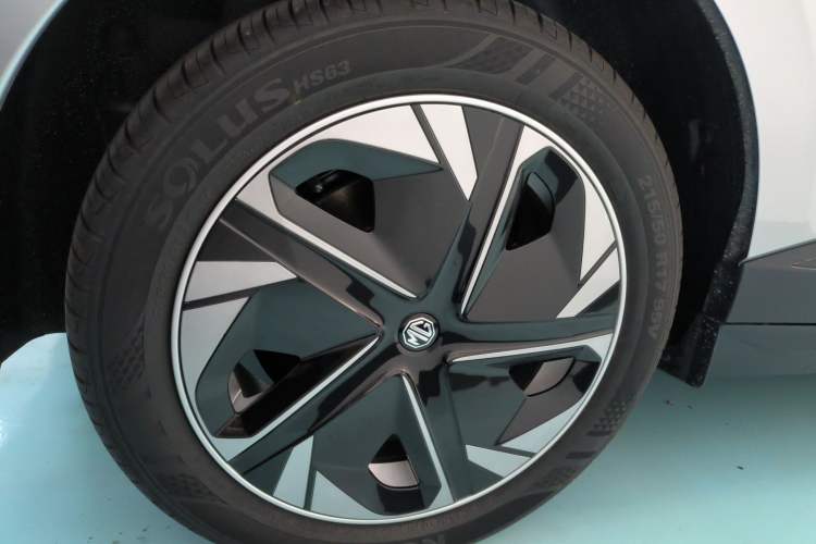 Used MG 4 EV 2023 415 km Range Sea-Faring Champion Edition Right Rear Wheel Hub