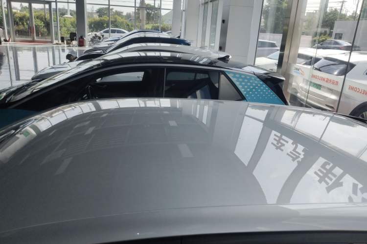 Used MG 4 EV 2023 415 km Range Sea-Faring Champion Edition Roof