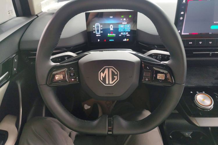 Used MG 4 EV 2023 415 km Range Sea-Faring Champion Edition Steering Wheel
