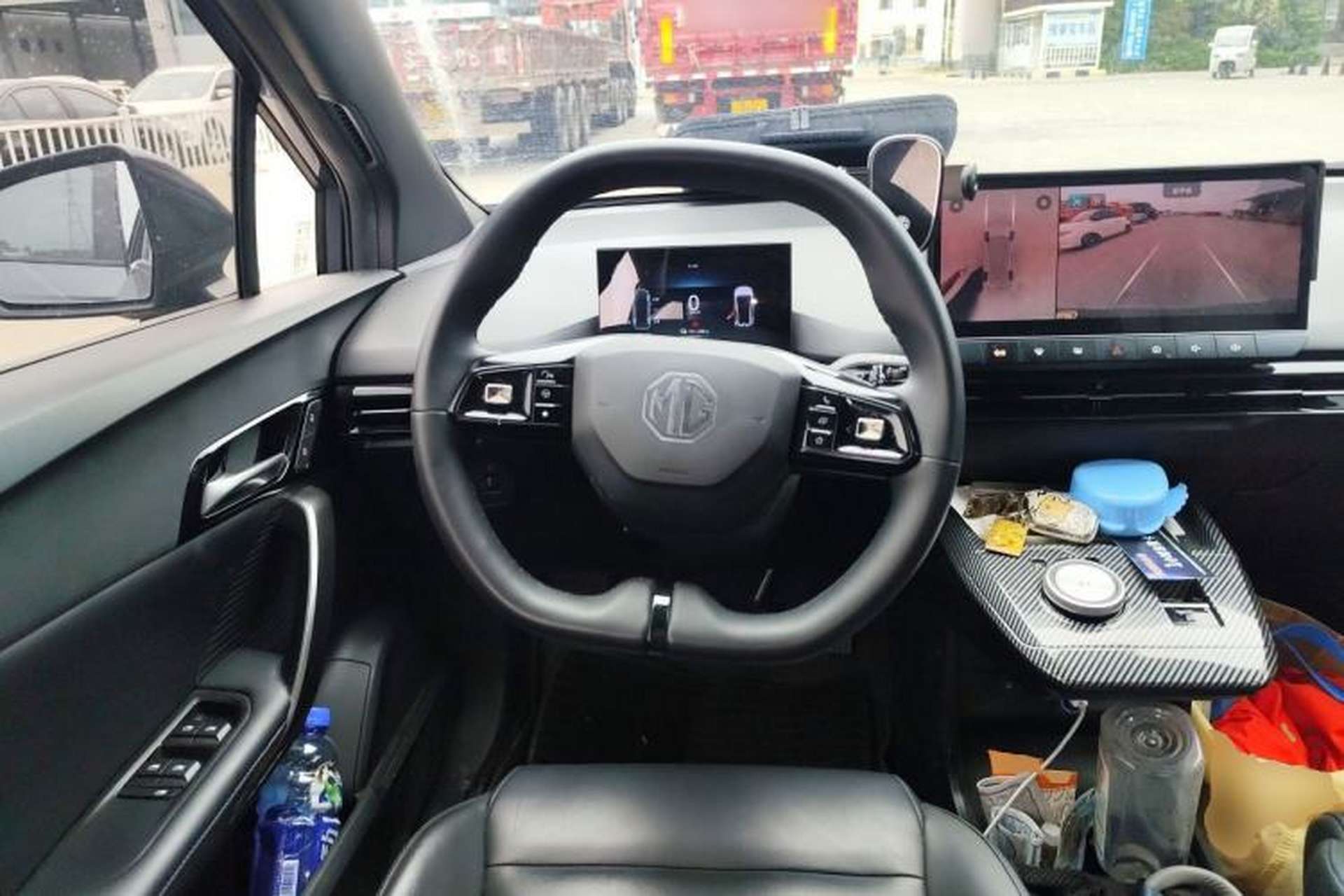 Used MG 4 EV 2023 415 km Range Sea-Faring Champion Edition Steering Wheel
