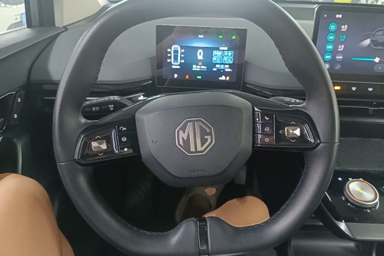 Used MG 4 EV 2023 415 km Range Sea-Faring Champion Edition Steering Wheel