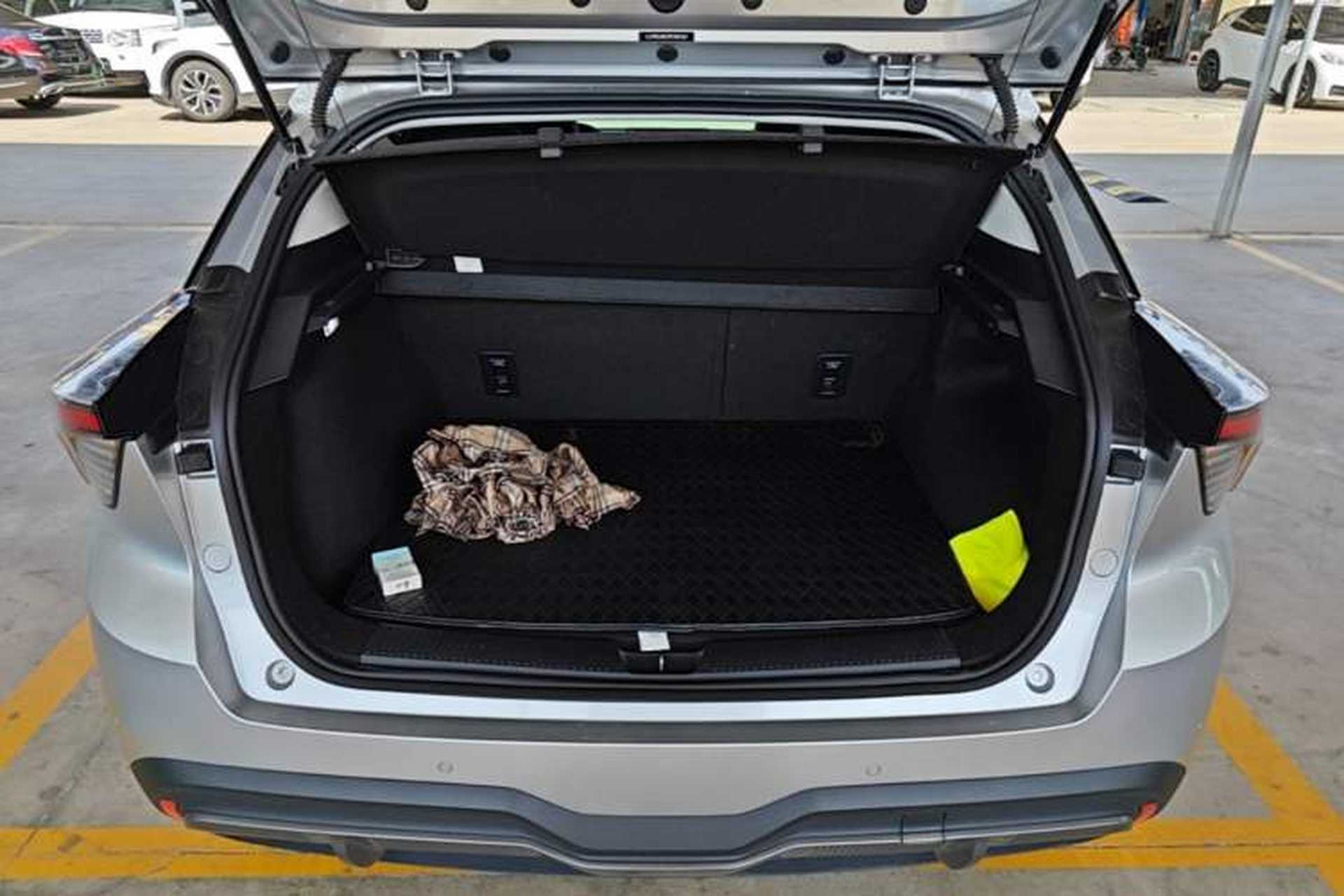Used MG 4 EV 2023 415 km Range Sea-Faring Champion Edition Trunk