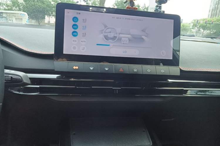 Used MG 4 EV 2023 425km Executive Version Audio And AC Panel