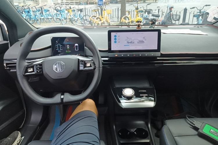 Used MG 4 EV 2023 425km Executive Version Center Console