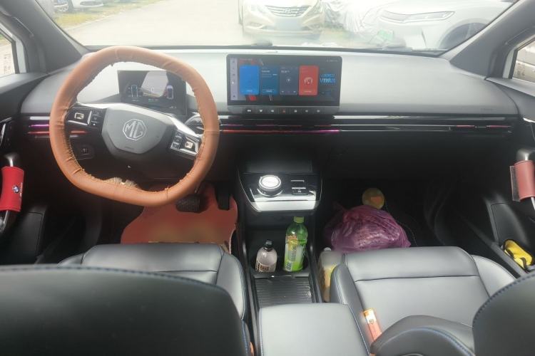 Used MG 4 EV 2023 415 km Range Sea-Faring Champion Edition Center Console