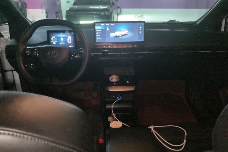 Used MG 4 EV 2023 415 km Range Sea-Faring Champion Edition Center Console