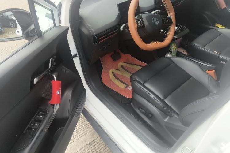 Used MG 4 EV 2023 415 km Range Sea-Faring Champion Edition Driver Seat