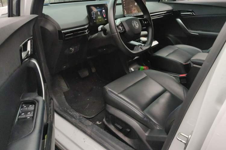 Used MG 4 EV 2023 415 km Range Sea-Faring Champion Edition Driver Seat