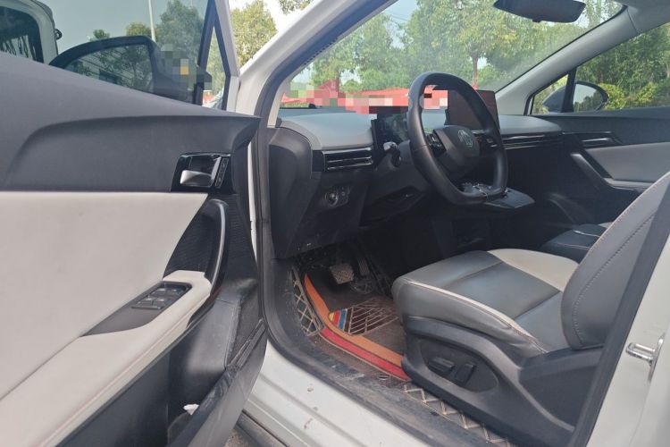 Used MG 4 EV 2023 415 km Range Sea-Faring Champion Edition Driver Seat