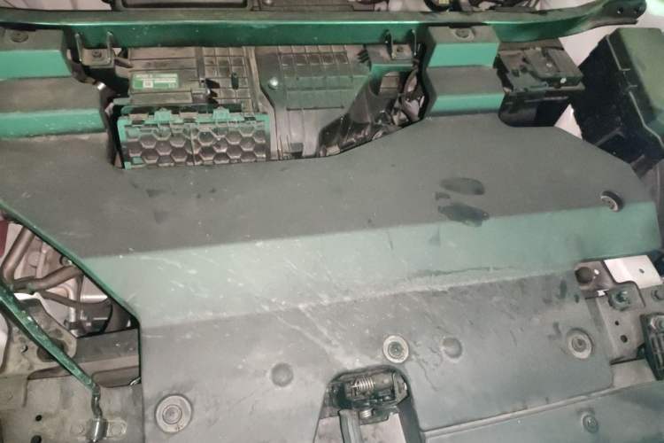 Used MG 4 EV 2023 415 km Range Sea-Faring Champion Edition Engine Bay