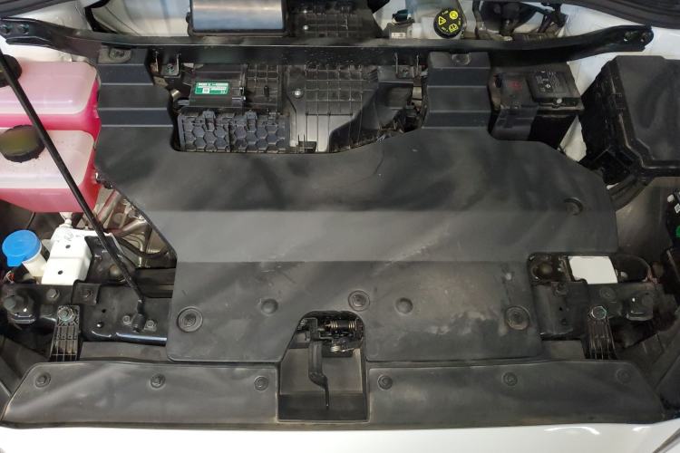 Used MG 4 EV 2023 415 km Range Sea-Faring Champion Edition Engine Bay