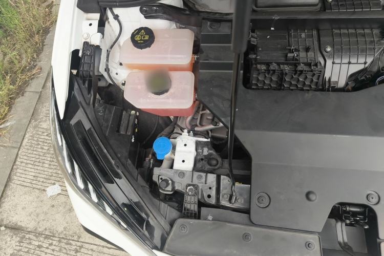 Used MG 4 EV 2023 415 km Range Sea-Faring Champion Edition Engine Bay Right
