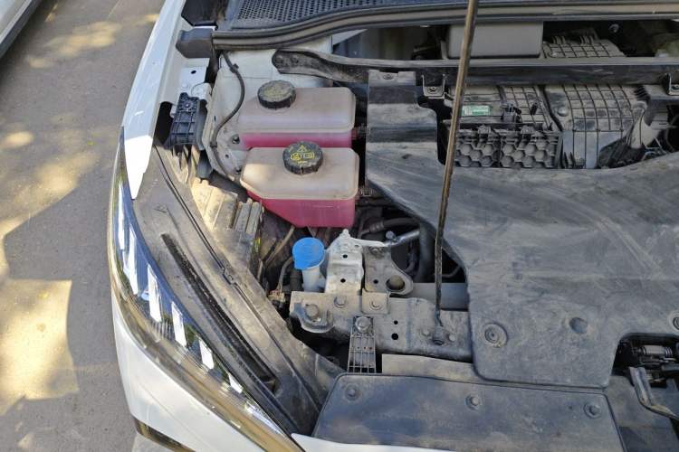 Used MG 4 EV 2023 415 km Range Sea-Faring Champion Edition Engine Bay Right