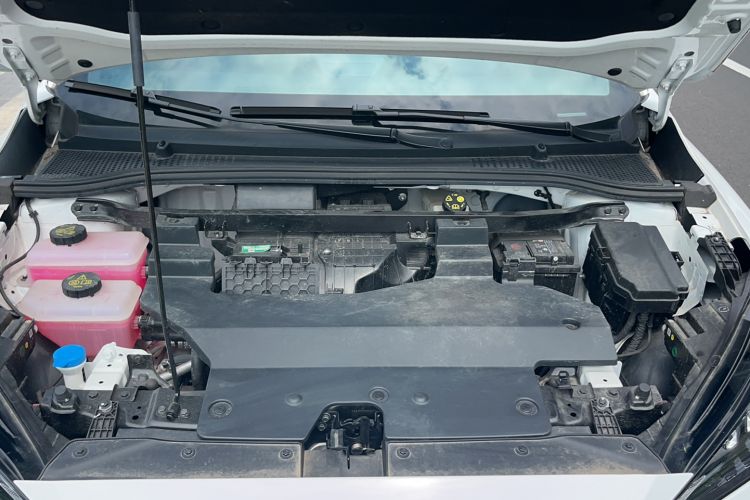 Used MG 4 EV 2023 415 km Range Sea-Faring Champion Edition Engine Bay