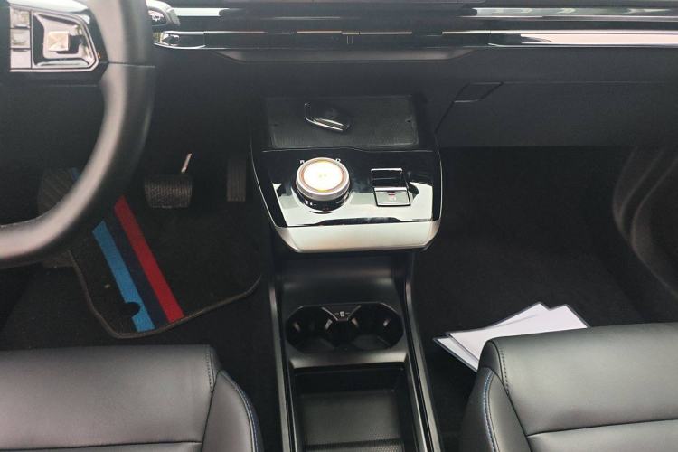 Used MG 4 EV 2023 415 km Range Sea-Faring Champion Edition Gear Lever