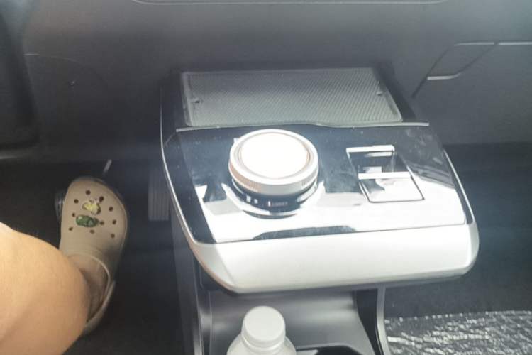 Used MG 4 EV 2023 425km Executive Version Gear Lever